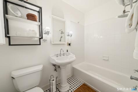 16 Cushing Drive Danbury CT 06811