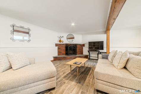 16 Cushing Drive Danbury CT 06811
