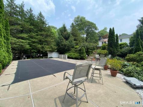 16 Cushing Drive Danbury CT 06811