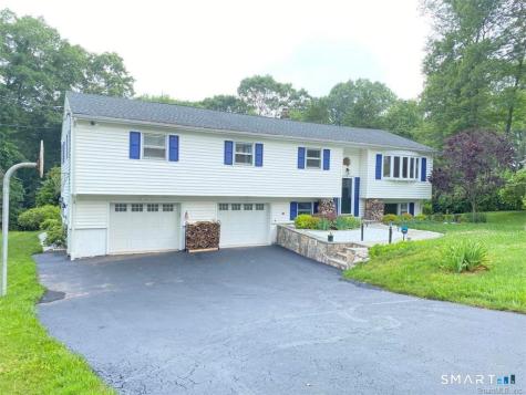 16 Cushing Drive Danbury CT 06811
