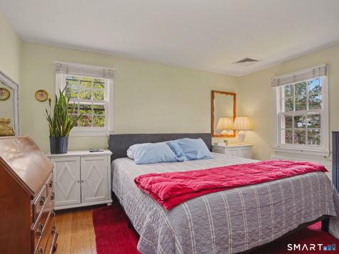 20 Chelsea Street Fairfield CT 06824