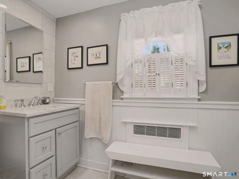 20 Chelsea Street Fairfield CT 06824