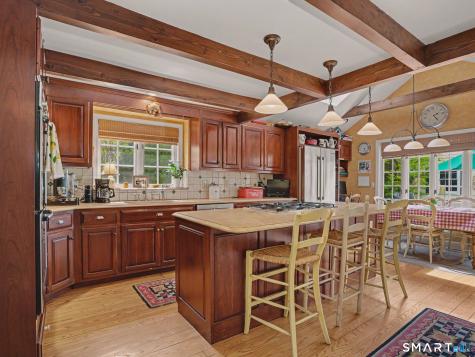 20 Chelsea Street Fairfield CT 06824