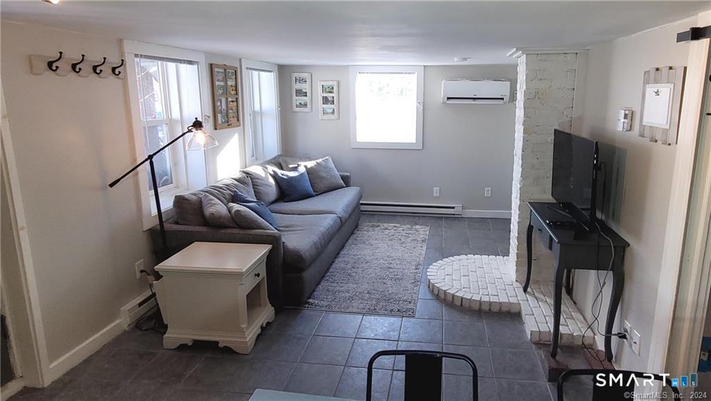 291 High Street Groton CT 06355