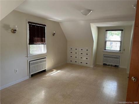 28 North Avenue North Haven CT 06473