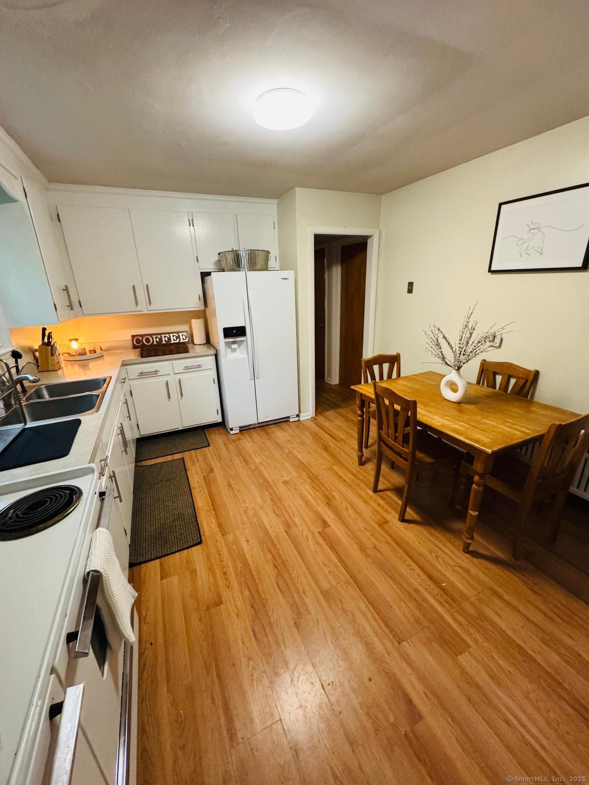28 North Avenue North Haven CT 06473