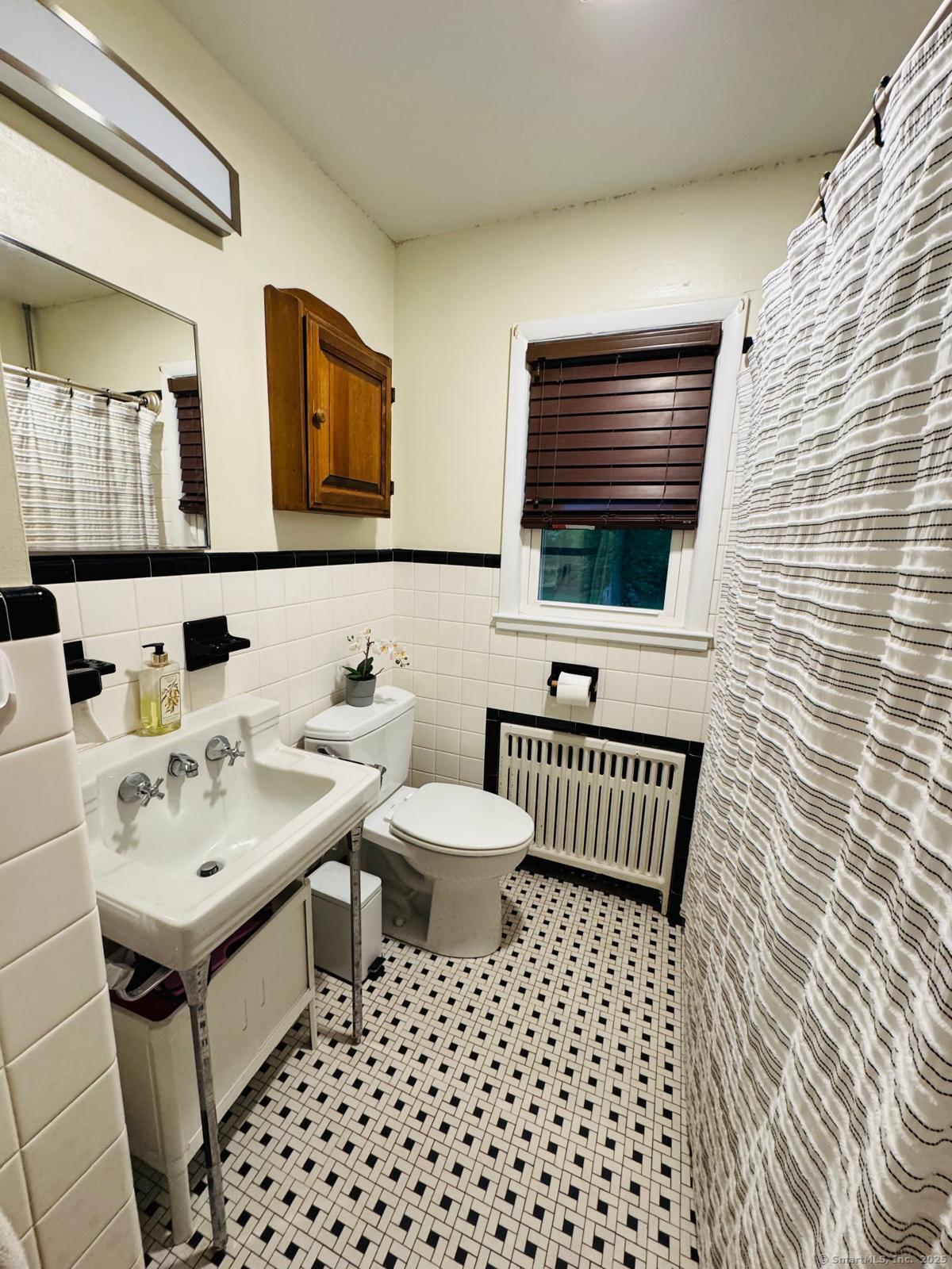28 North Avenue North Haven CT 06473