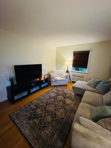 28 North Avenue North Haven CT 06473