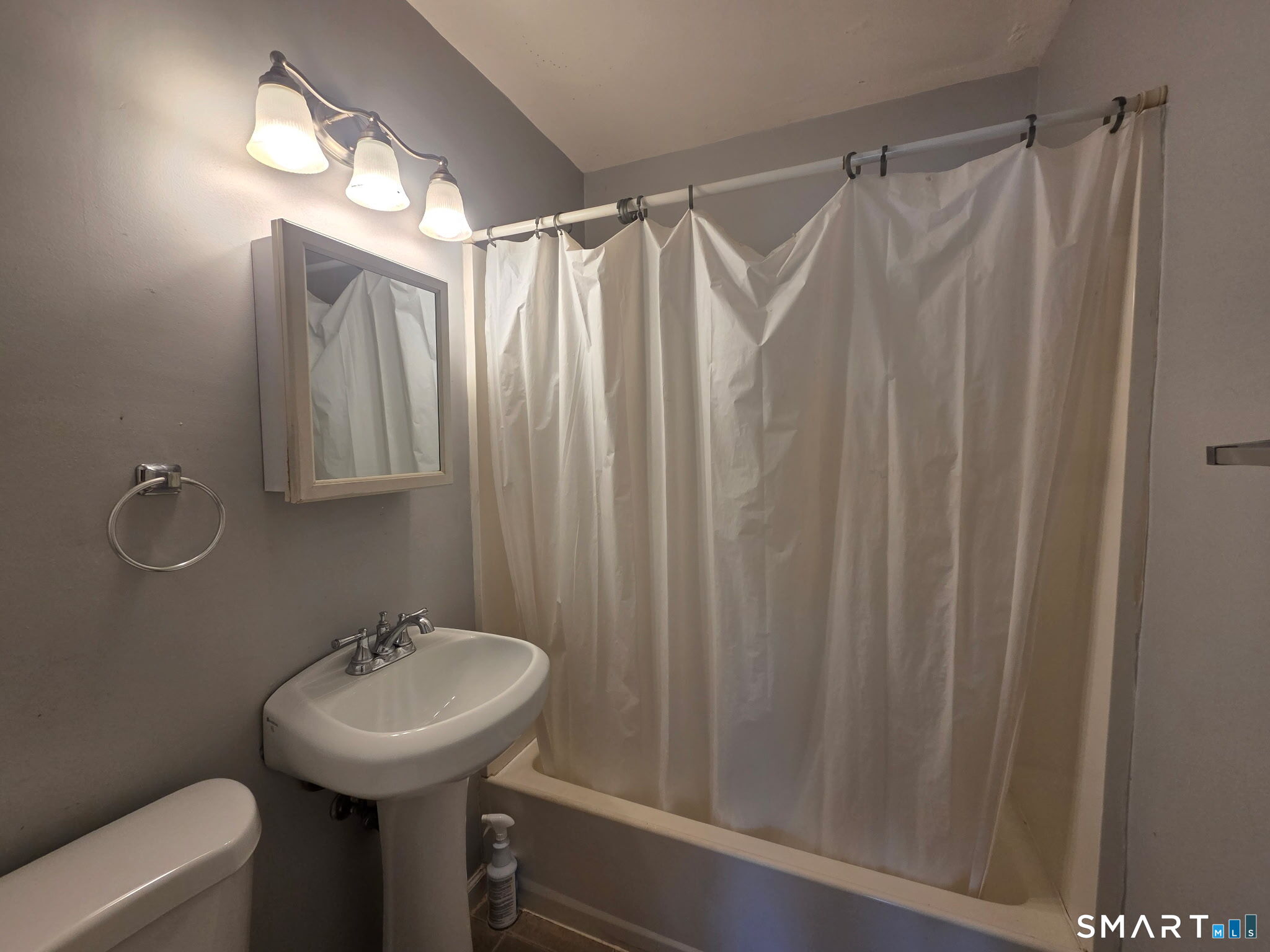36 Sigwin Circle Wallingford CT 06492