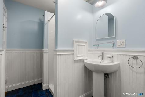 360 Farmington Avenue Hartford CT 06105