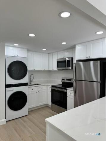 38b Putnam Green Greenwich CT 06830