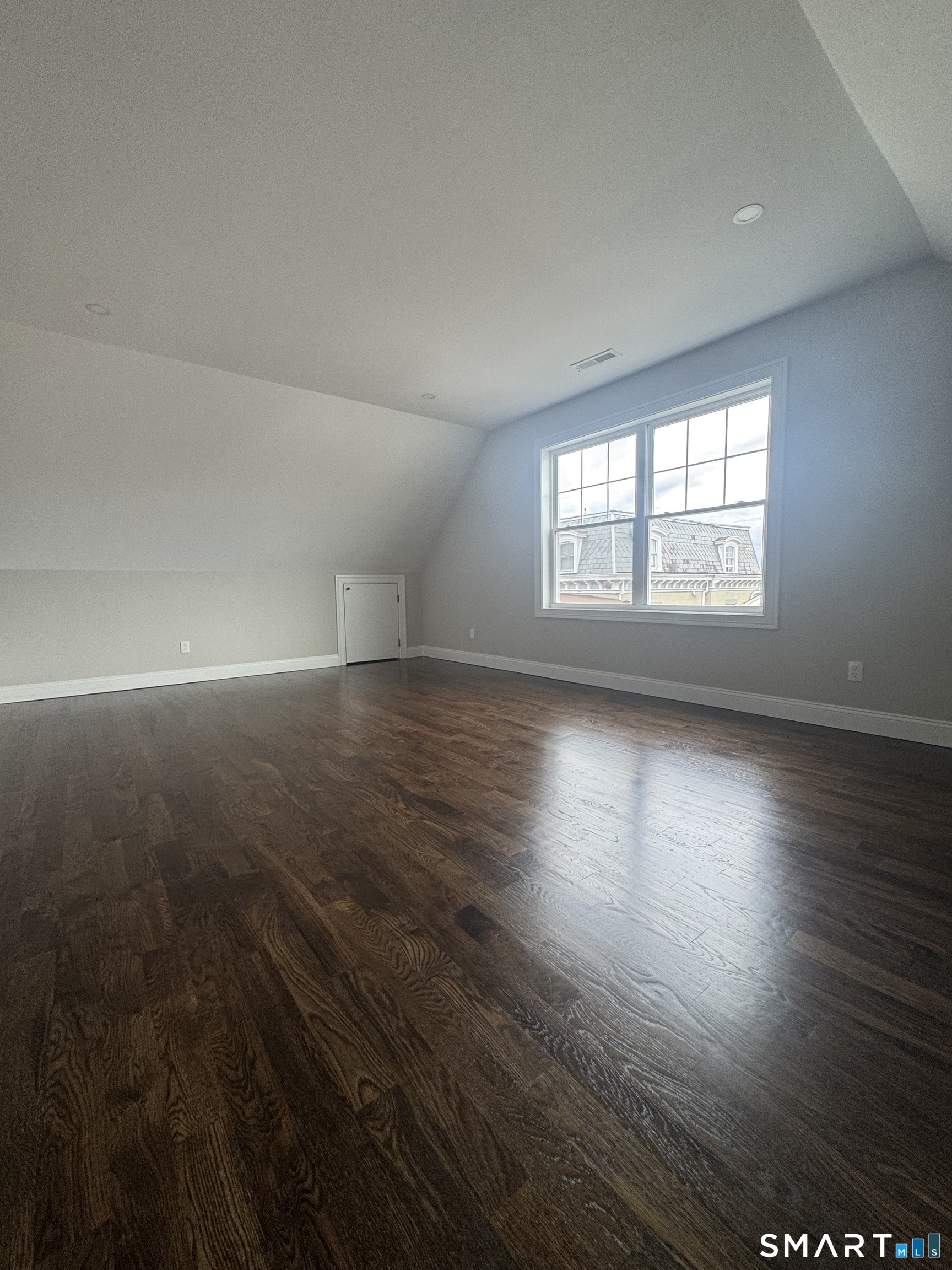 281 Harriet Street Bridgeport CT 06608