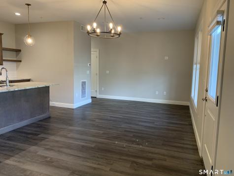 504 Edgewater Circle East Hampton CT 06424