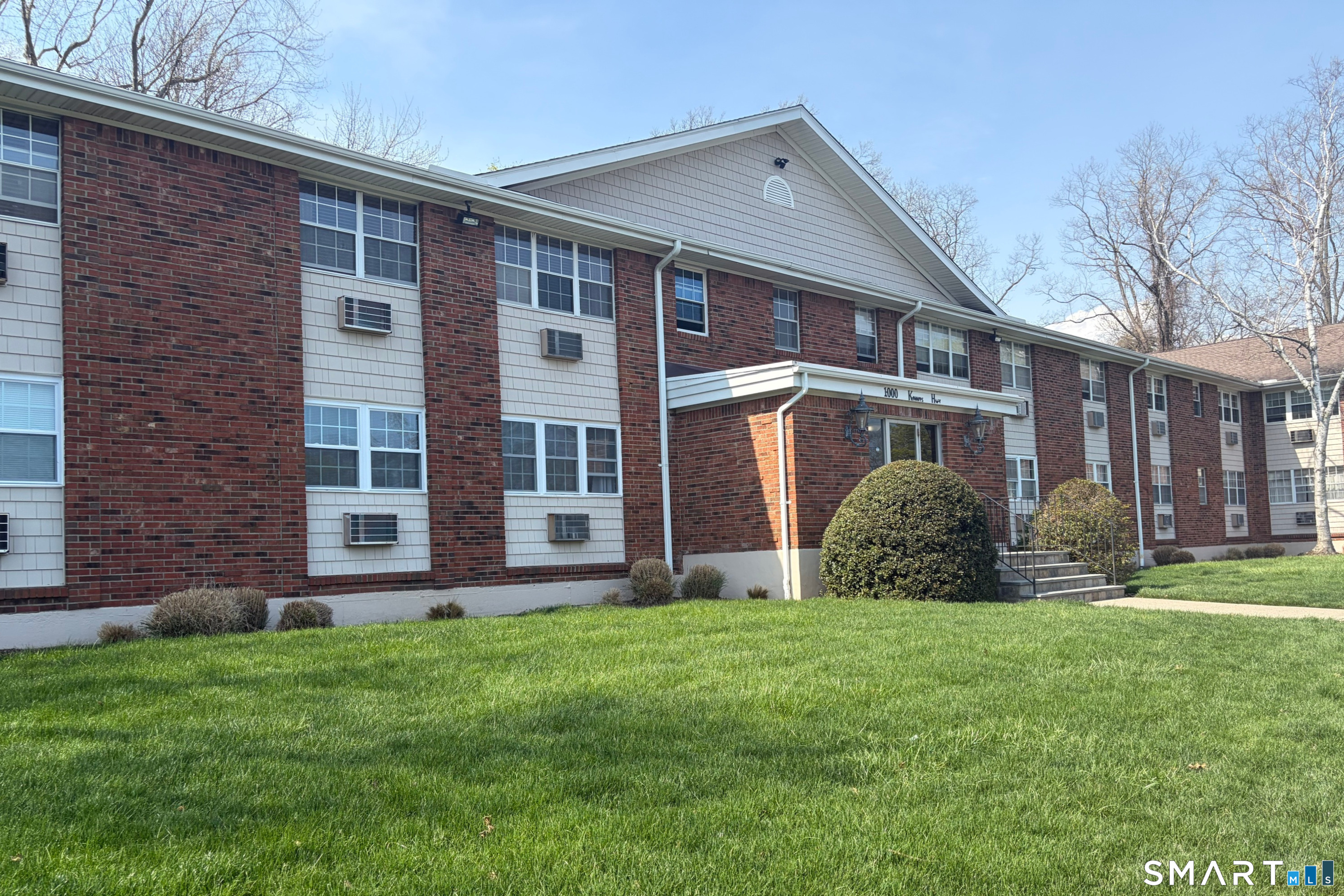 1000 Knapps Highway Fairfield CT 06825