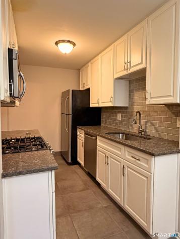 1000 Knapps Highway Fairfield CT 06825