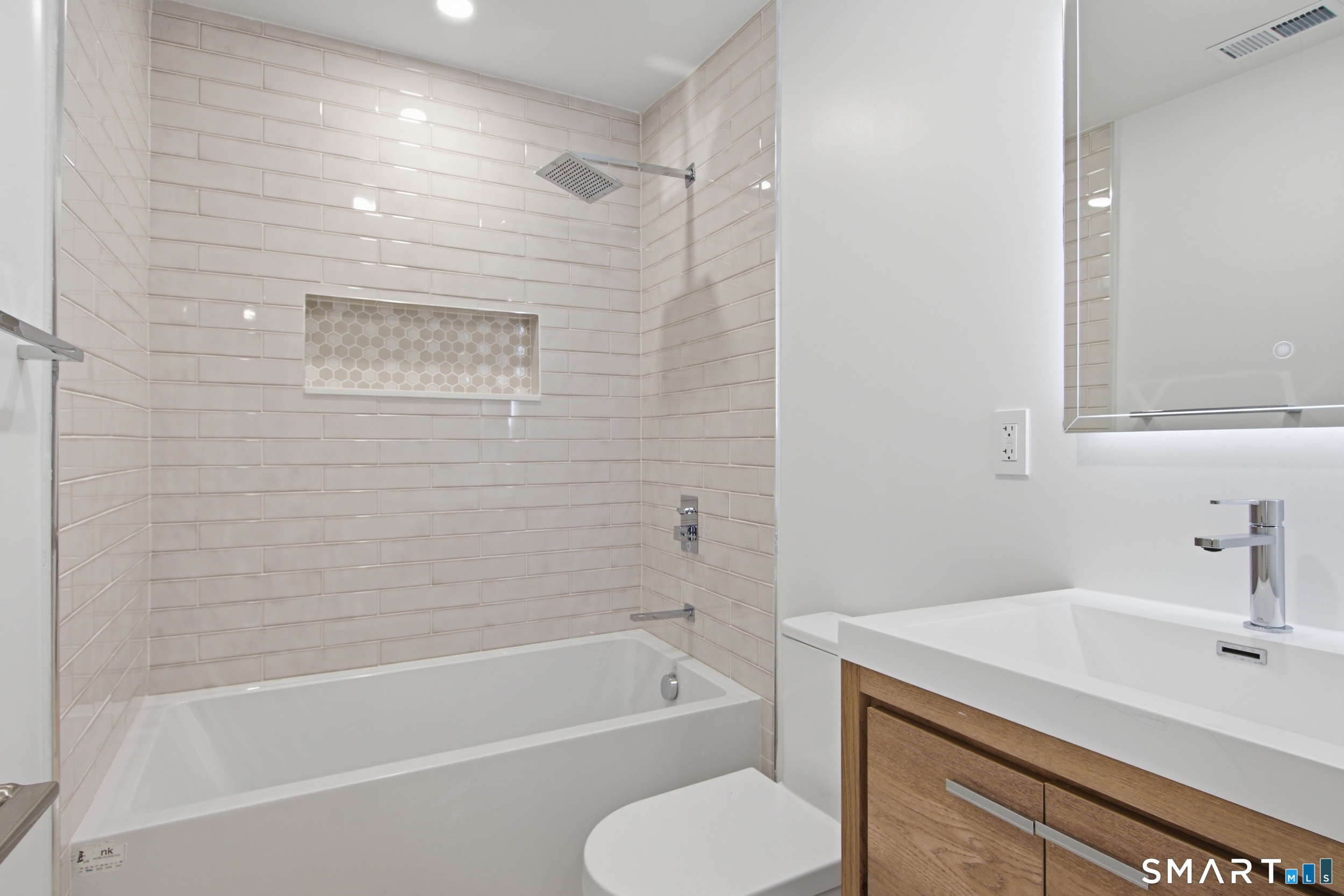8 Farley Street Greenwich CT 06830