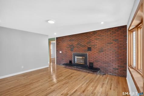105 Bear Paw Road Bridgeport CT 06606