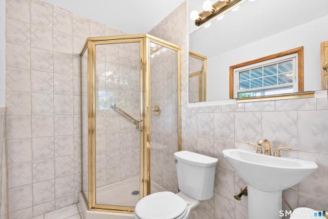 105 Bear Paw Road Bridgeport CT 06606