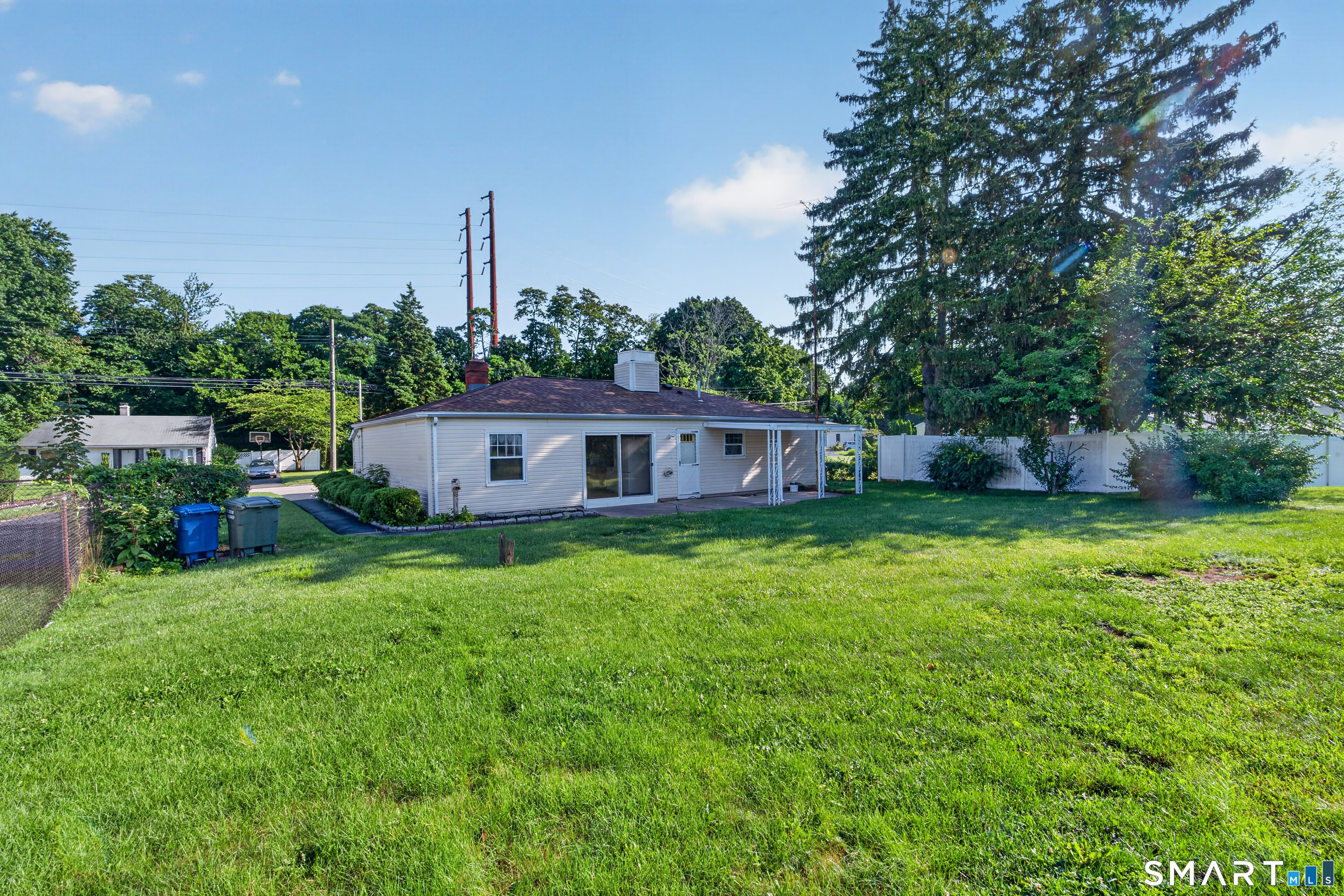 105 Bear Paw Road Bridgeport CT 06606