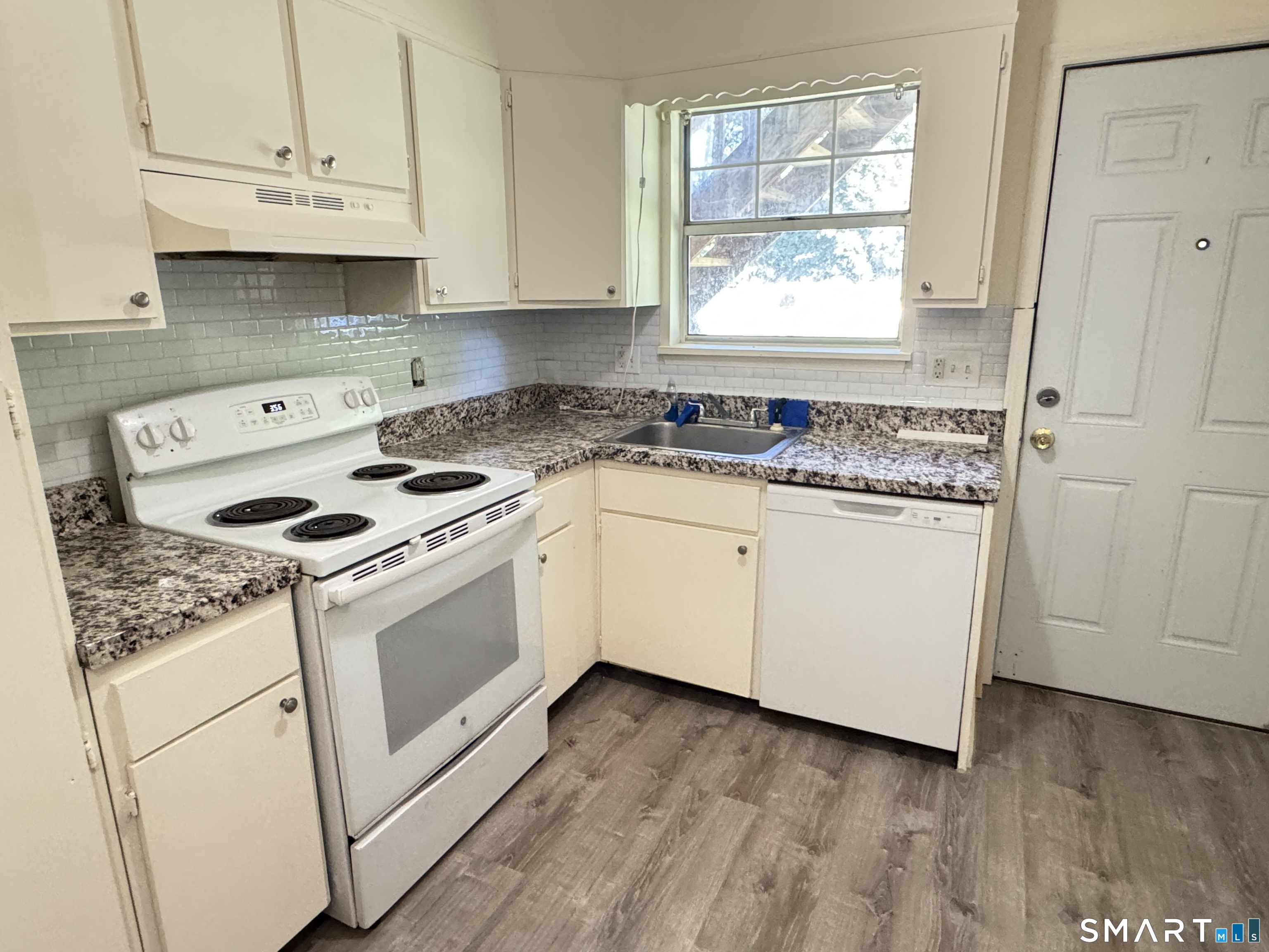 81 Angel Drive Waterbury CT 06708