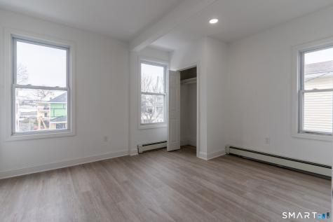 77-79 Hanford Avenue Bridgeport CT 06605
