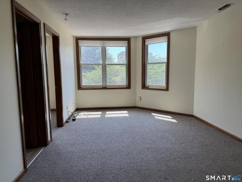 1022 Main Street Branford CT 06405