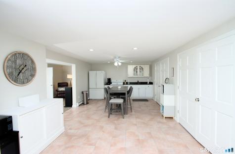 39 Lanphier Road Branford CT 06405