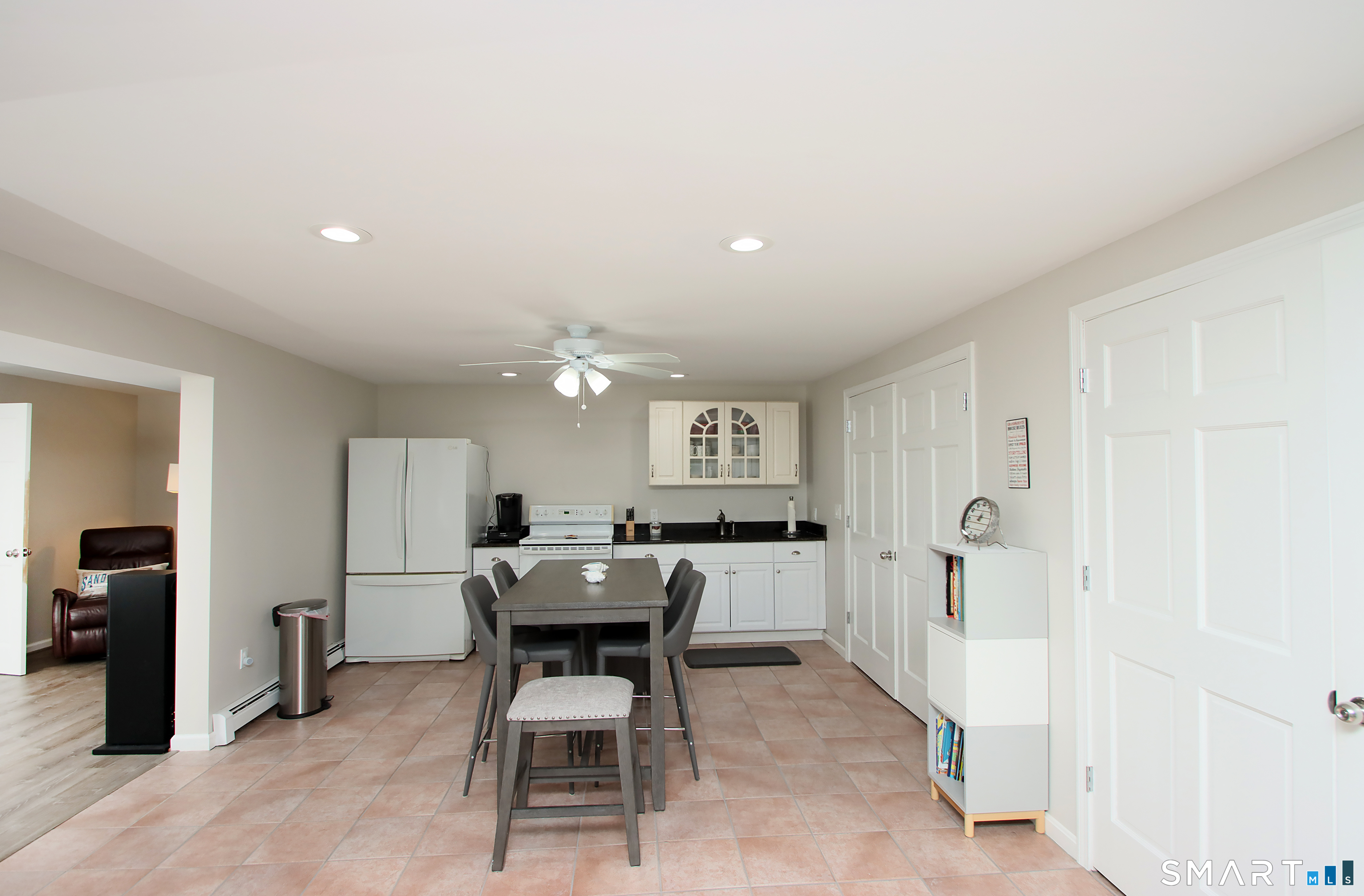 39 Lanphier Road Branford CT 06405