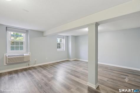 22 Main St Extension Simsbury CT 06081