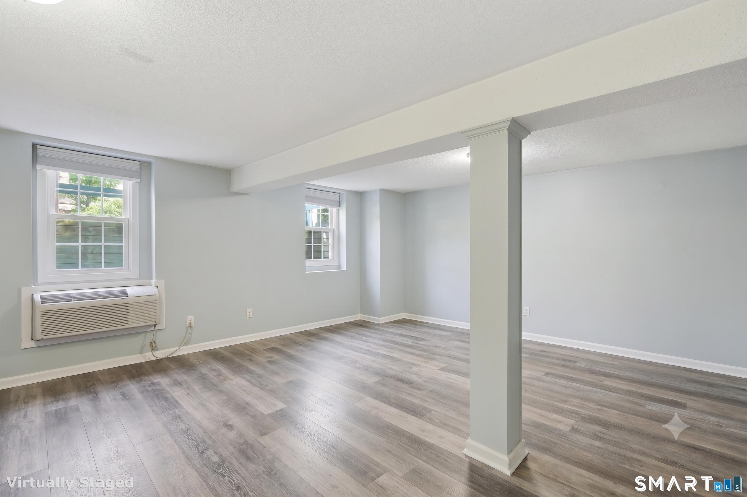 22 Main St Extension Simsbury CT 06081