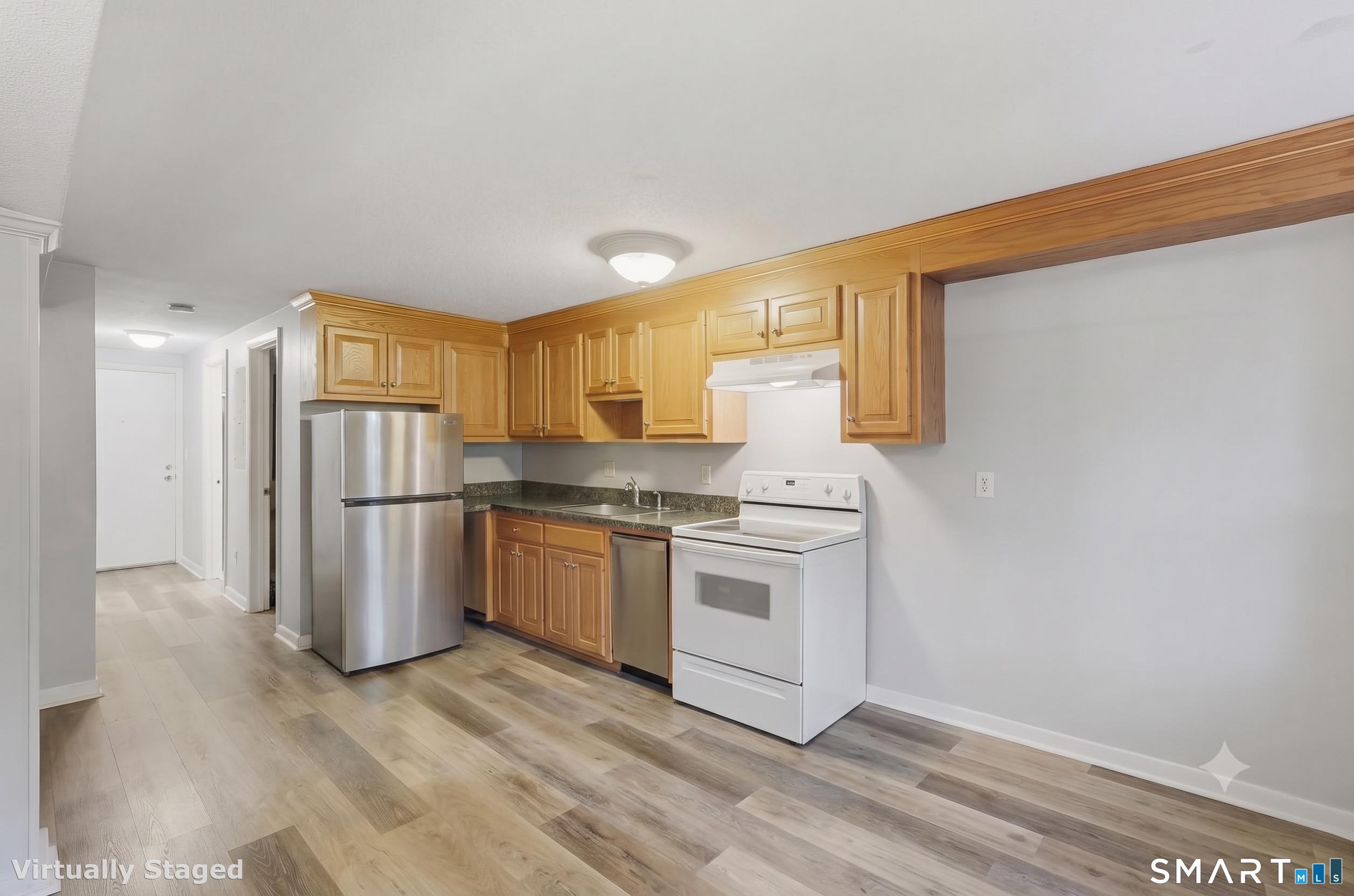 22 Main St Extension Simsbury CT 06081