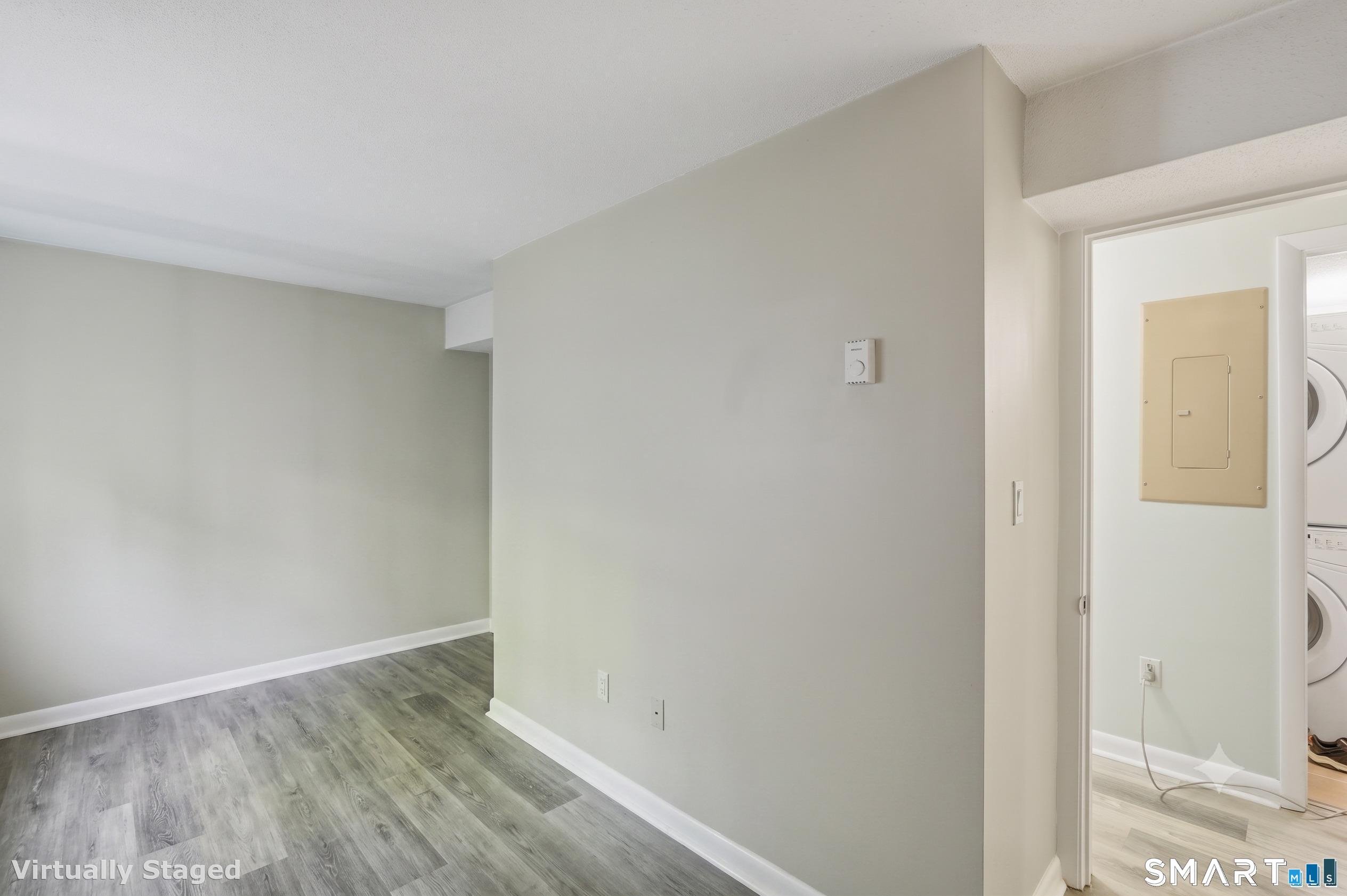 22 Main St Extension Simsbury CT 06081
