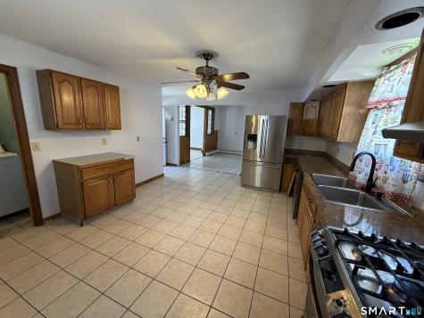 95 Park Avenue Derby CT 06418