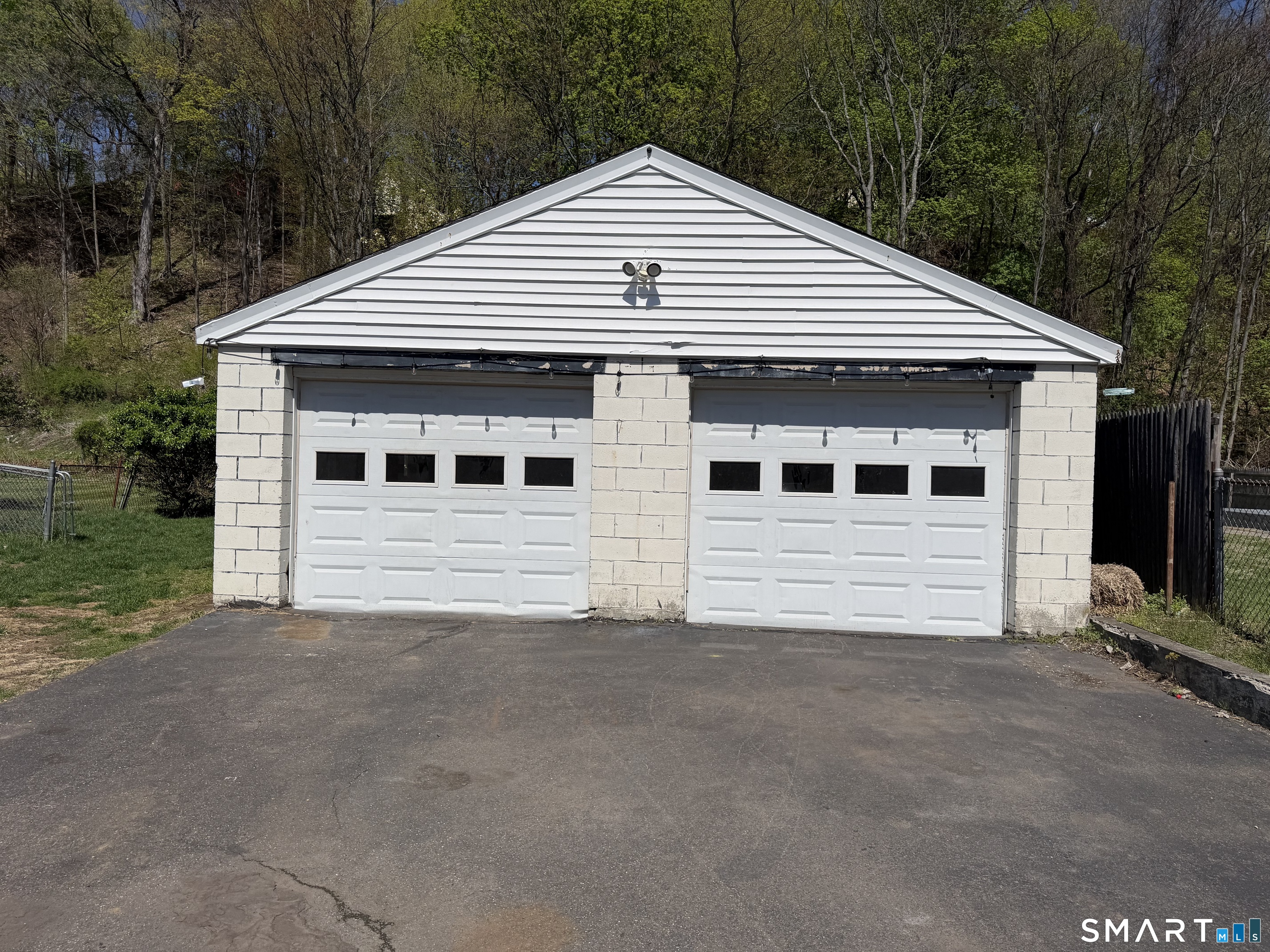 95 Park Avenue Derby CT 06418