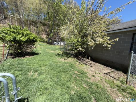 95 Park Avenue Derby CT 06418
