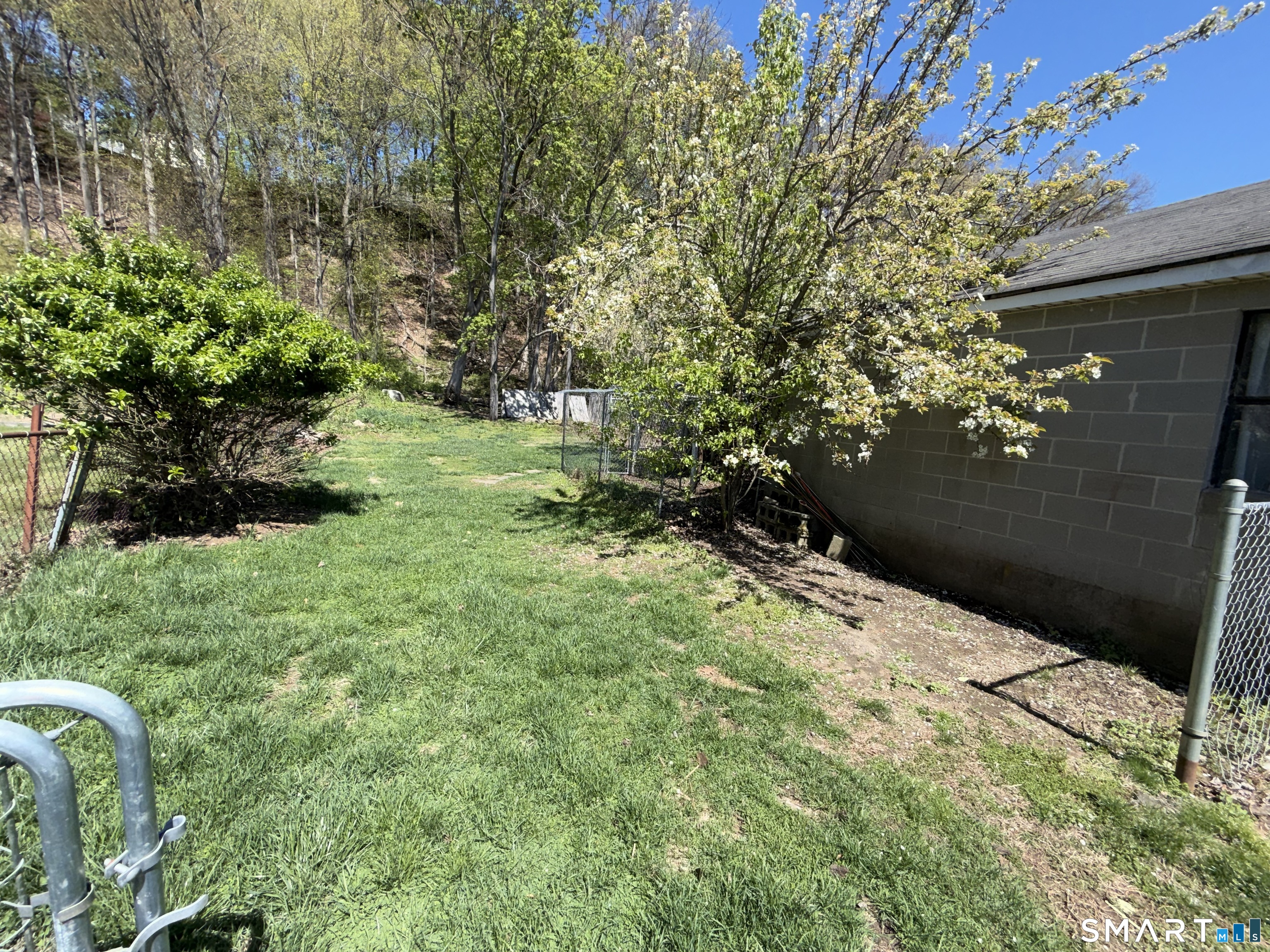 95 Park Avenue Derby CT 06418