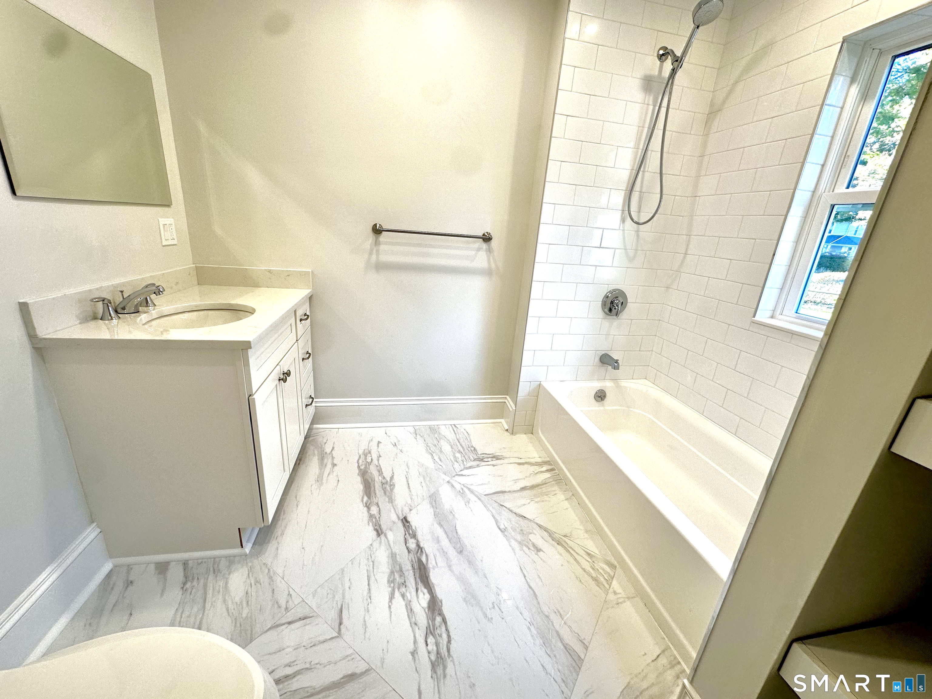 370 Stratfield Road Fairfield CT 06825