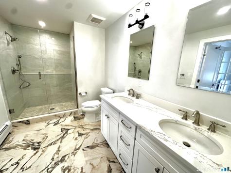 370 Stratfield Road Fairfield CT 06825