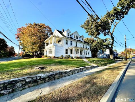 370 Stratfield Road Fairfield CT 06825