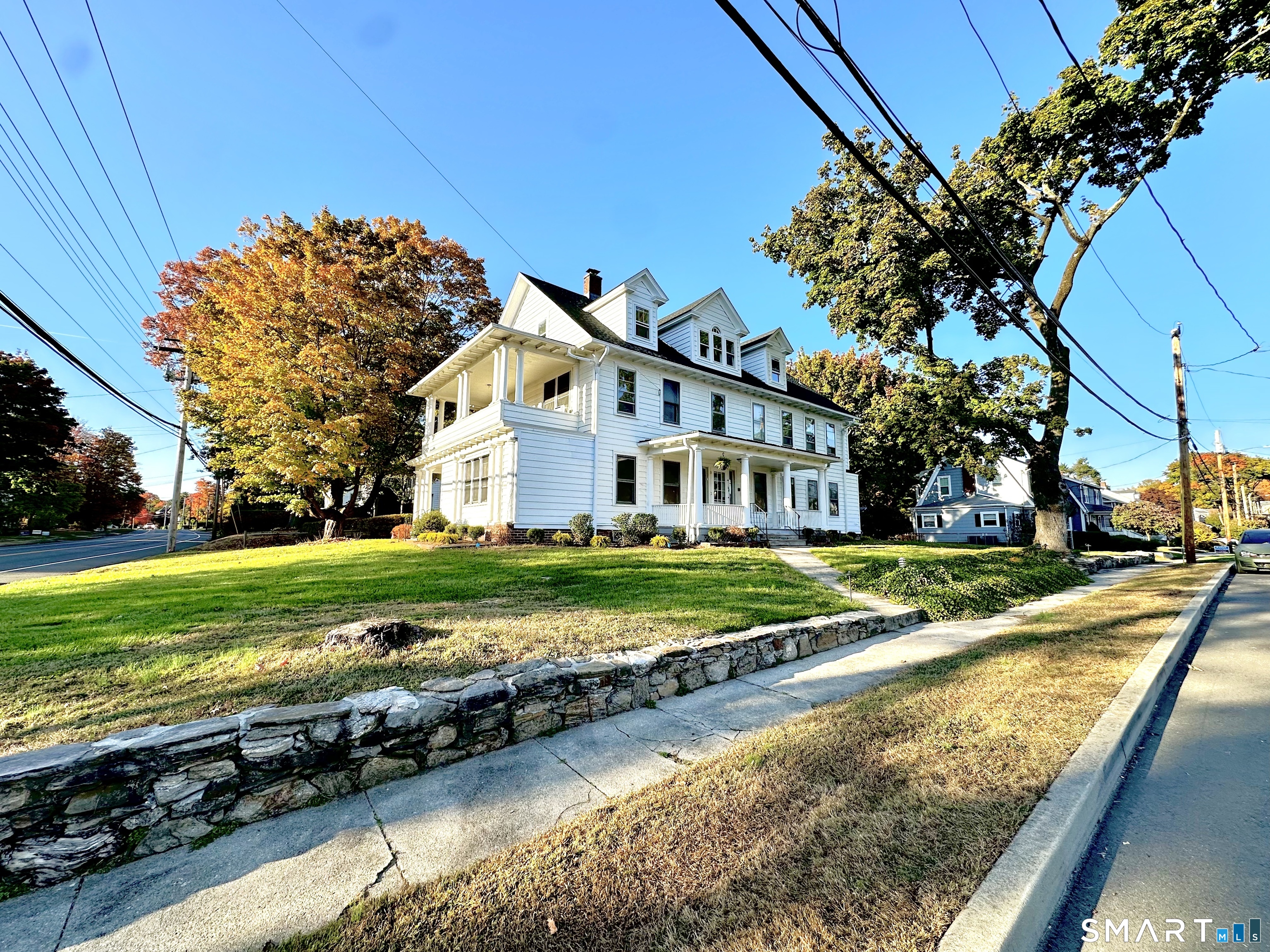 370 Stratfield Road Fairfield CT 06825
