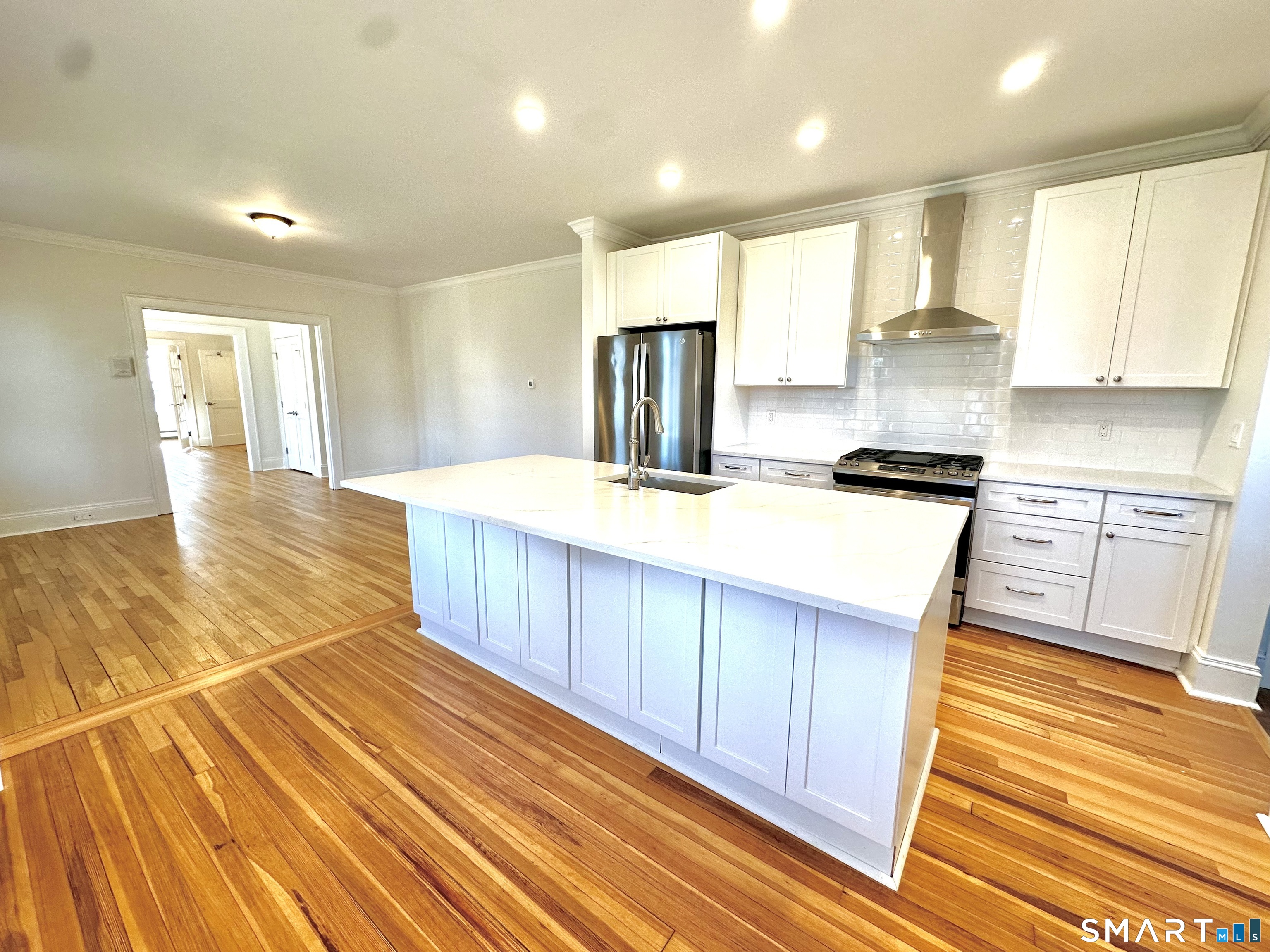 370 Stratfield Road Fairfield CT 06825