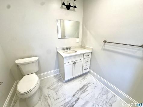 370 Stratfield Road Fairfield CT 06825