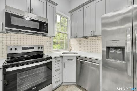 14 Bryan Lane Newtown CT 06470