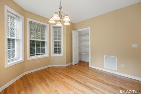 32 Songbird Lane Farmington CT 06032