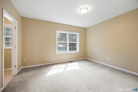 32 Songbird Lane Farmington CT 06032