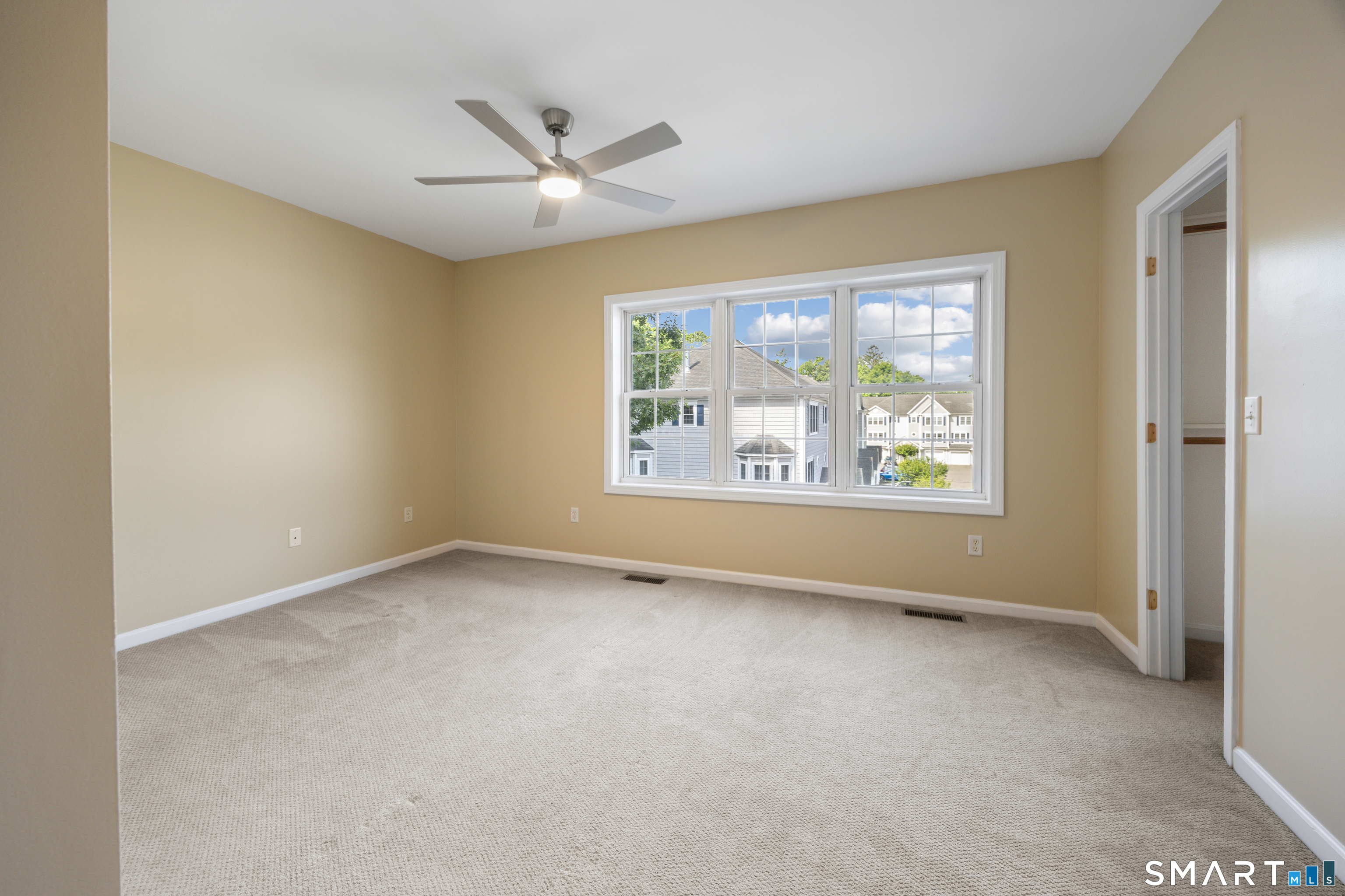 32 Songbird Lane Farmington CT 06032