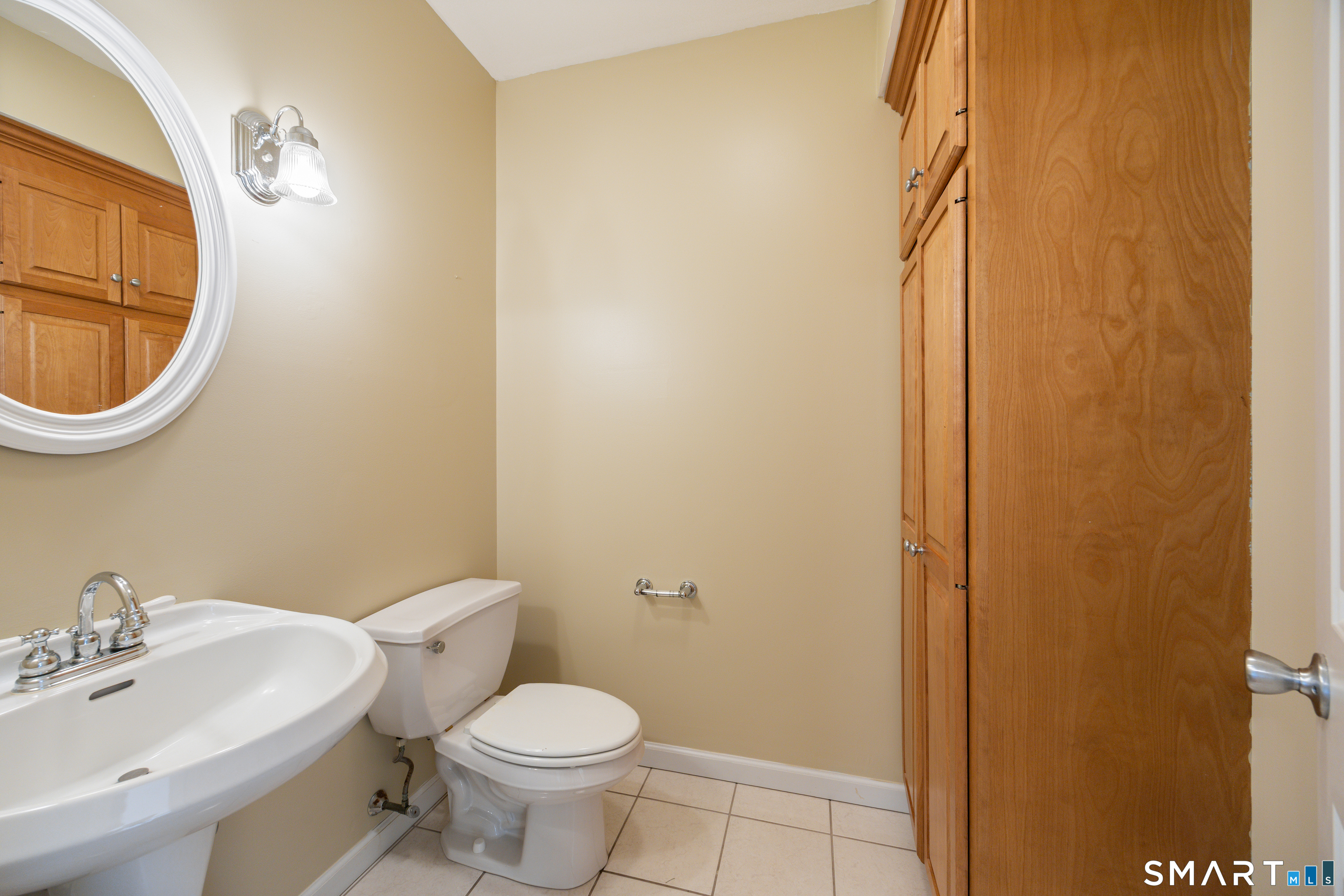 32 Songbird Lane Farmington CT 06032