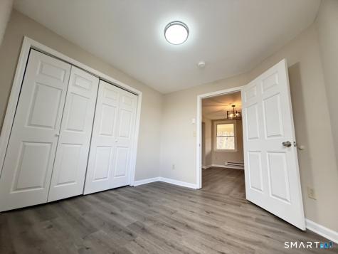 3-5-7 Maple Street Seymour CT 06483
