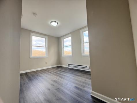 3-5-7 Maple Street Seymour CT 06483