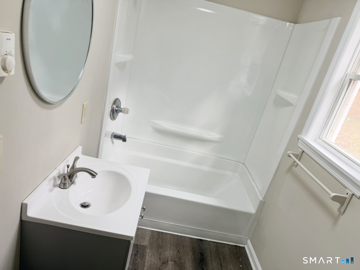 3-5-7 Maple Street Seymour CT 06483
